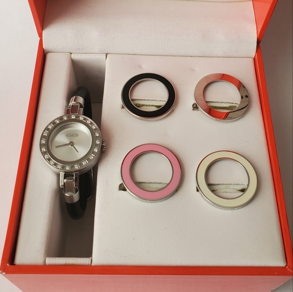 Vintage Coach Women's Black Leather Watch with Interchangeable Diamond Bezel - Picture 1 of 6
